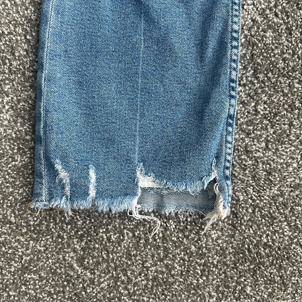 High Rise Distressed Cropped Denim - Picture 2 of 6